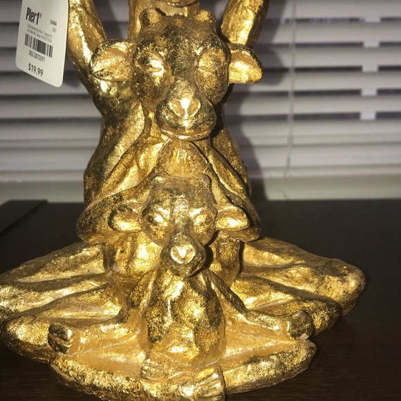 ✨Pier 1 Gold Yoga Giraffes✨ - Picture 3 of 4